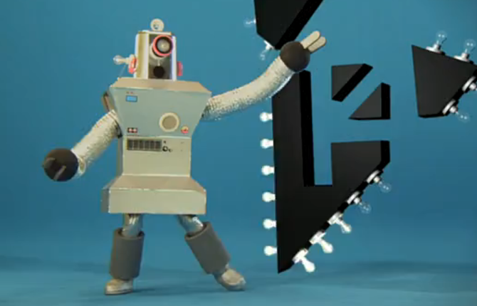 T4 Idents – Robots