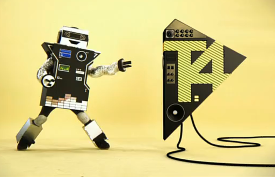 T4 Idents – Robots