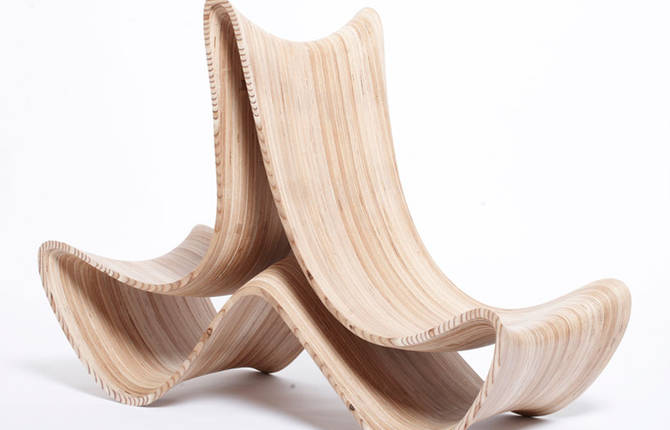 Triwing Chair