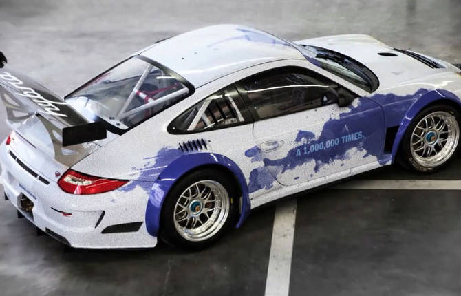 Porsche Facebook Edition