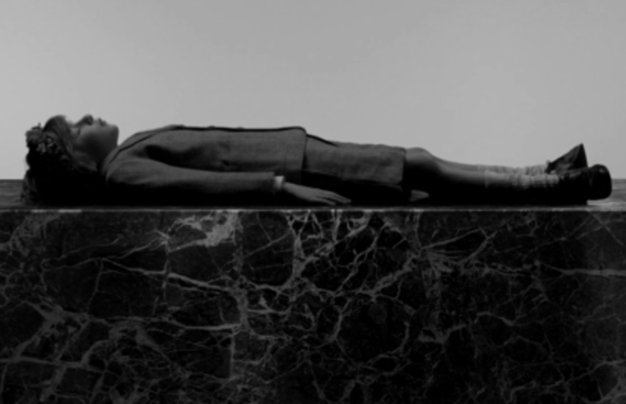 Woodkid – Iron