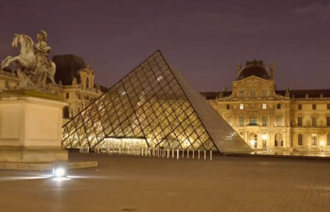 Paris in 2000 images