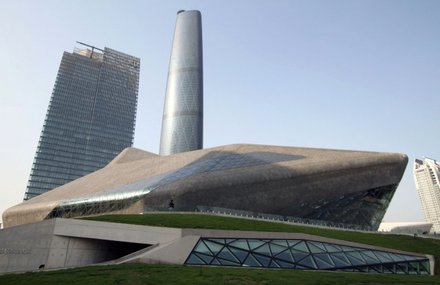 Zaha Hadid – Guangzhou Opera