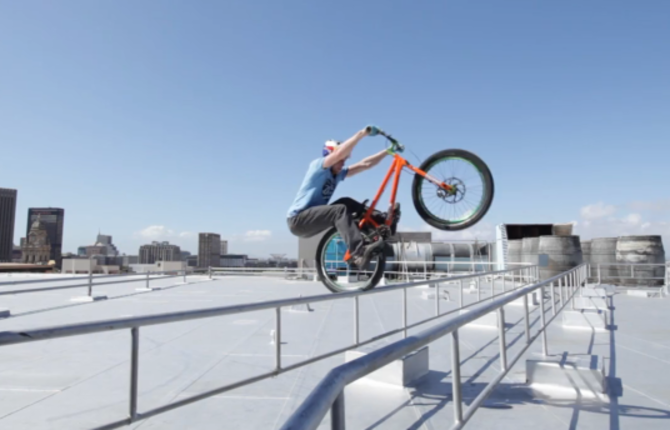 Danny MacAskill Plays Capetown