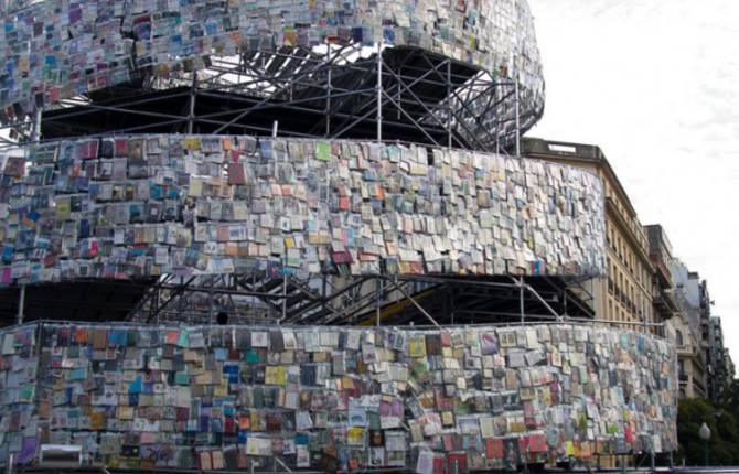 Tower using 30000 Books
