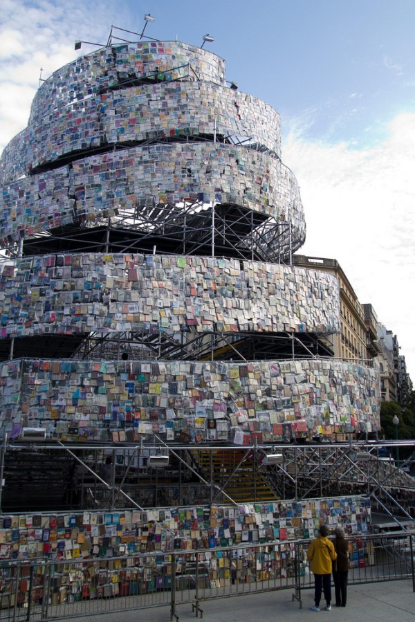 tower-using-30000-books2