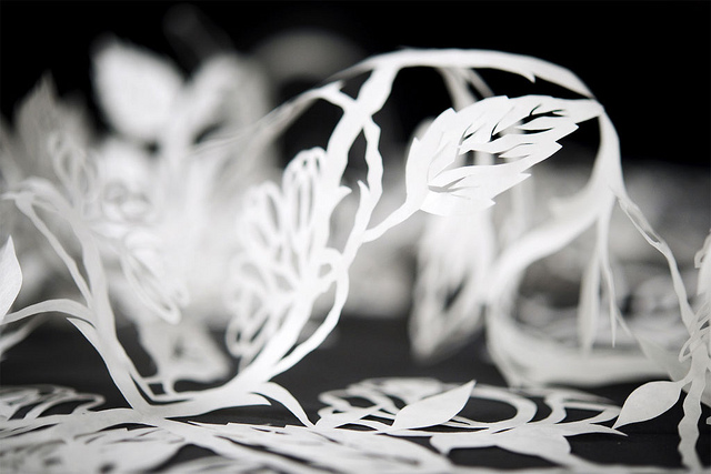 amazing-paper-artwork-by-karen-bit-vejles-10 – Fubiz Media
