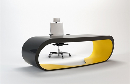 Goggle Desk