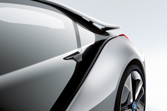 bmwi_i8_gallery_exterior_06-1