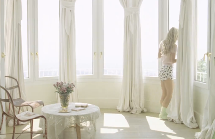 Oh Land – White Nights