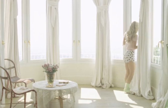 Oh Land – White Nights
