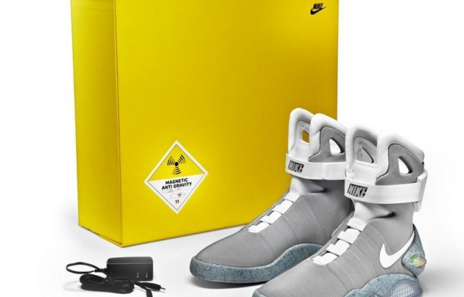 Nike Mag 2011