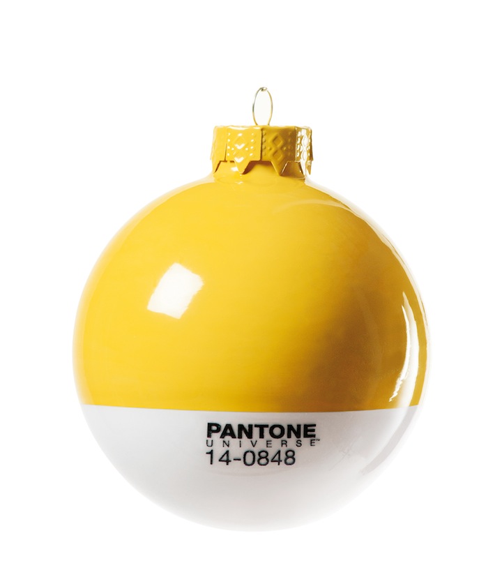 Pantone Xmas ball 14-0848