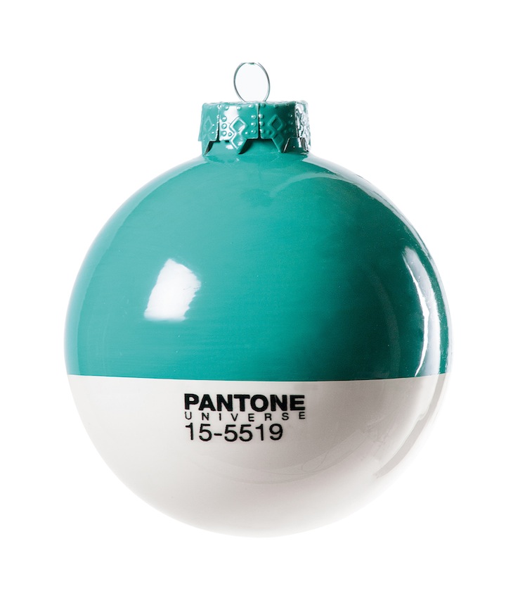 Pantone Xmas ball 15-5519