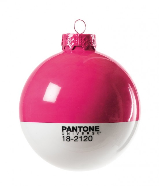 Pantone Xmas ball 18-2120