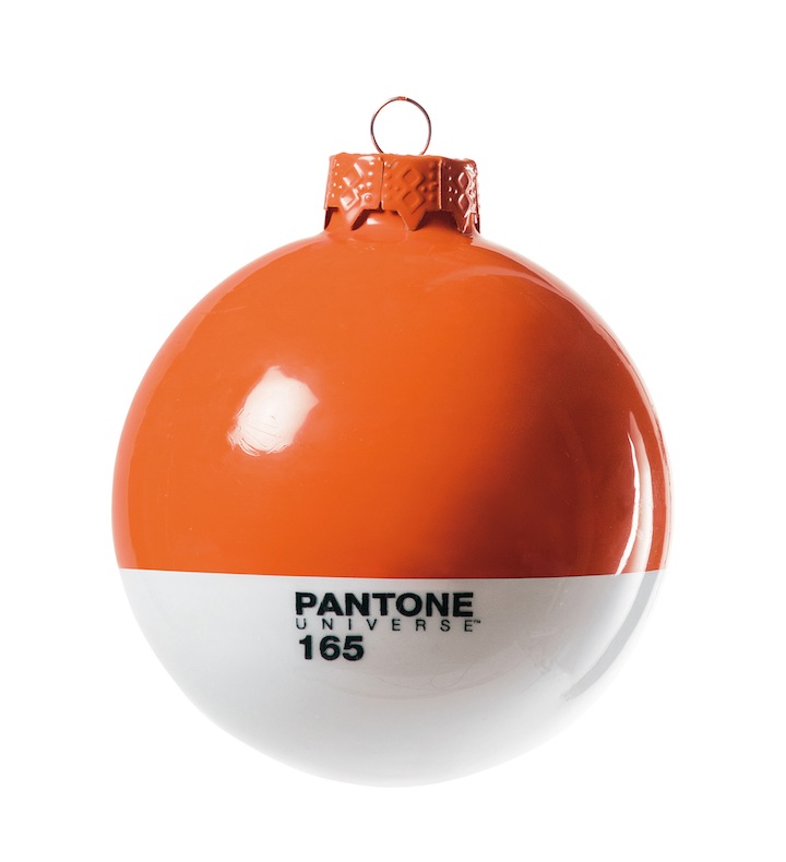 Pantone Xmas ball 165