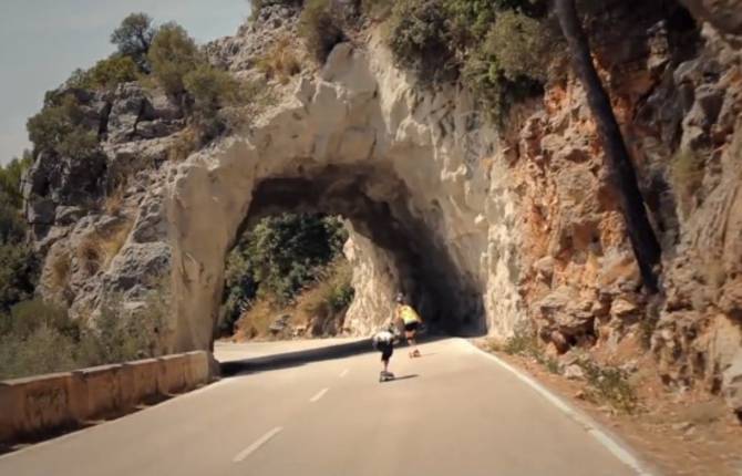Endless Roads : The Island