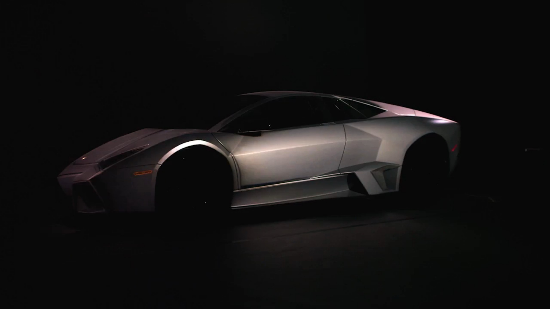 projection-mapping-a-lamborghini1