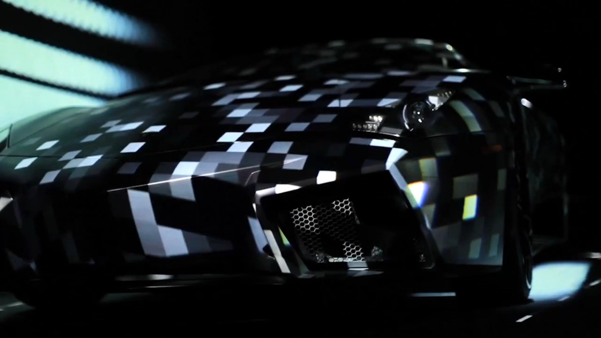 projection-mapping-a-lamborghini3