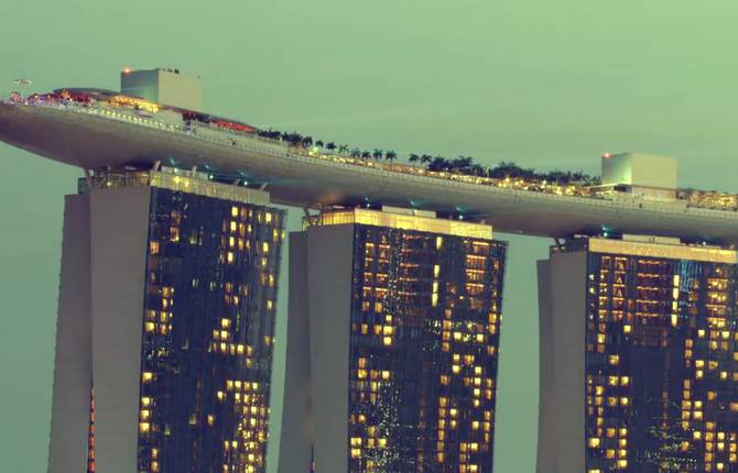 Marina Bay Base Jump