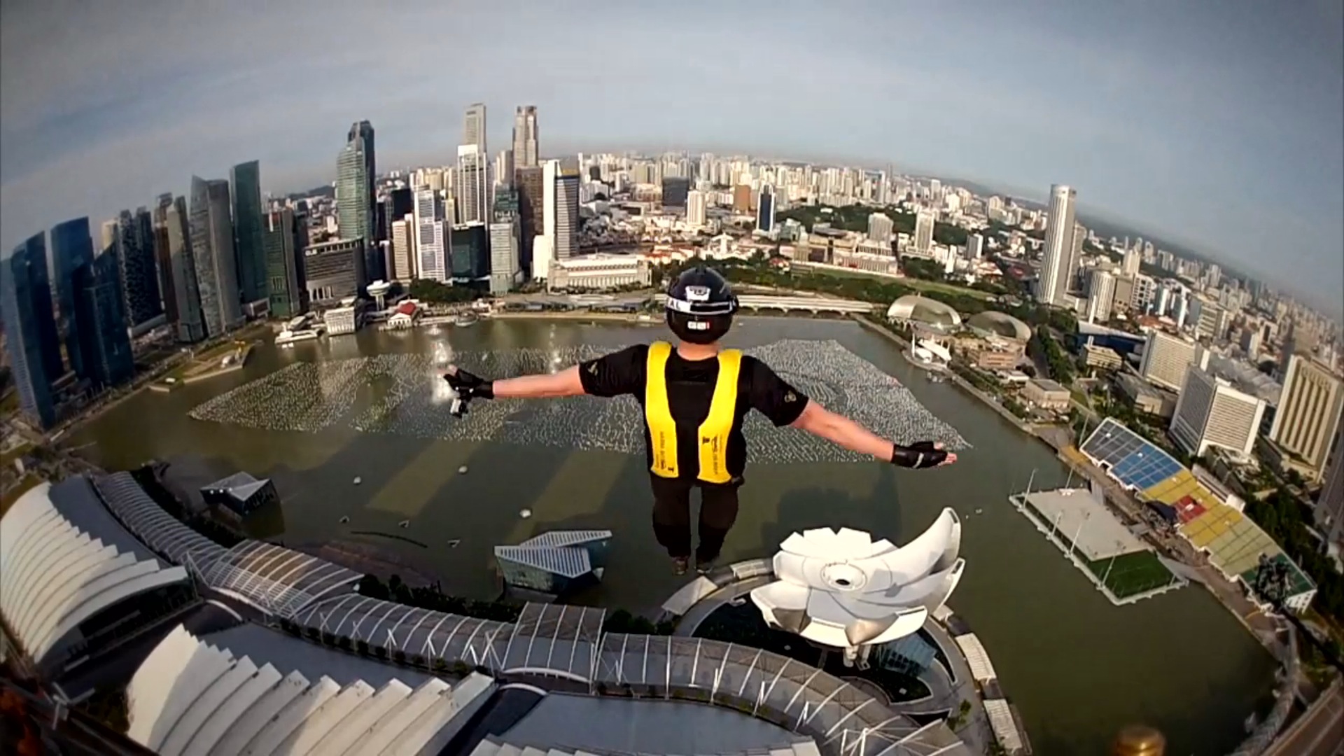 marina-bay-sands-skypark-base-jump-4