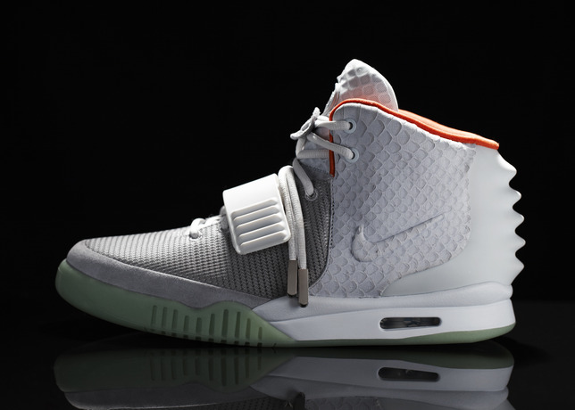 Nike_Air_Yeezy_II_Profile_large