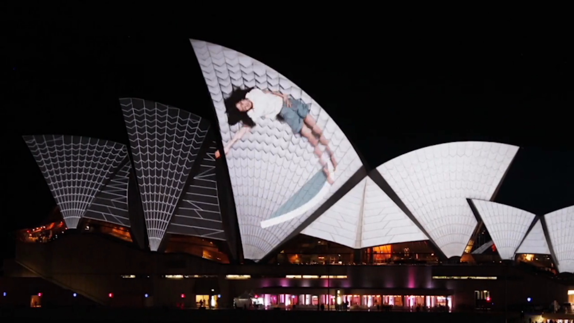 Vivid Sydney 3D Mapping10