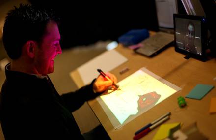 IllumiShare : Une table pour communiquer partout dans le monde