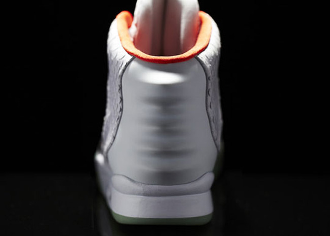 nike-air-yeezy-2-official-images-3