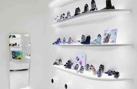 Out of nowhere! MiniMunich shoe store Barcelona by deardesign
