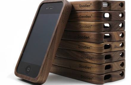 Walnut Wood iPhone4/4s Case