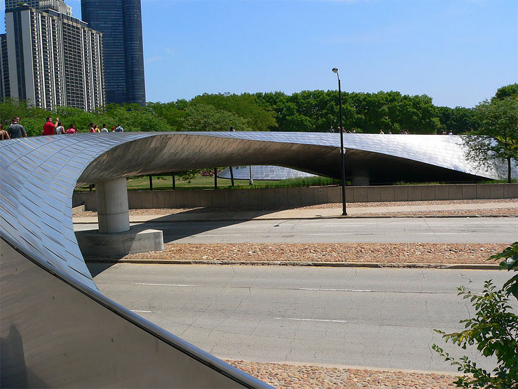 Bridge in Millennium Park6