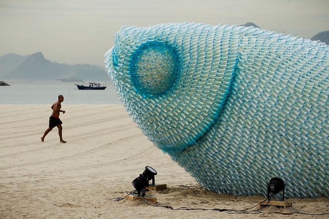 Giant Fish Sculptures2