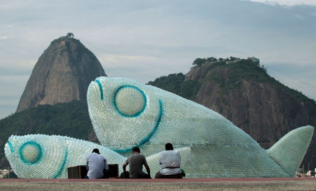 Giant Fish Sculptures5