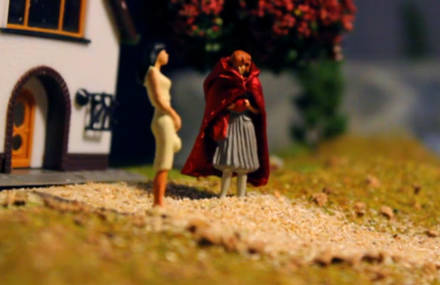 Little Red Riding Hood (A Diorama Drama)