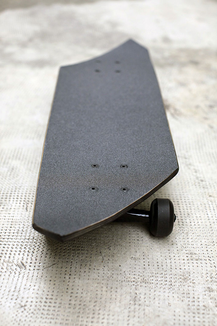 Monolith Skate – Fubiz Media