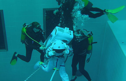 Nemo 33 Swimming Pool