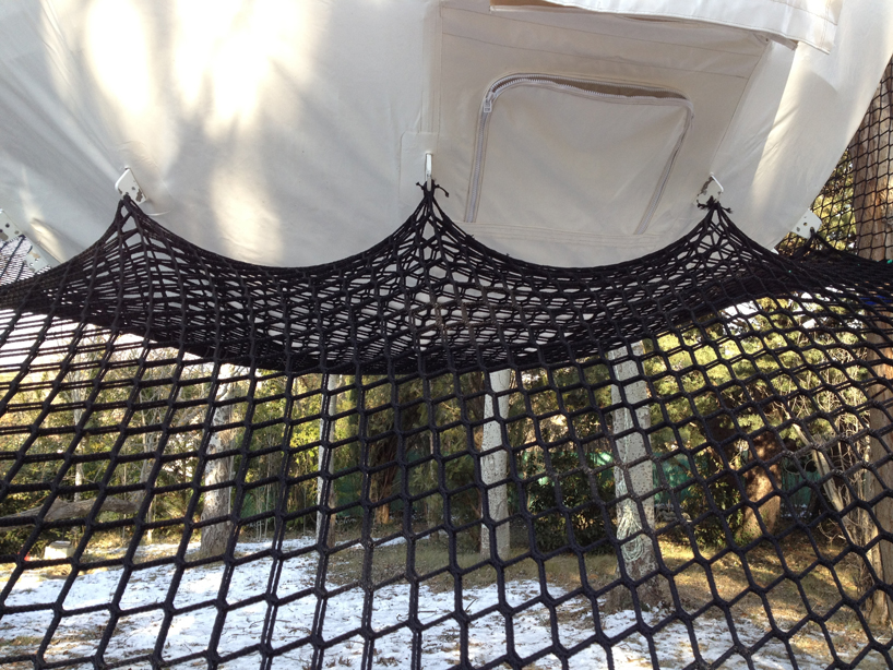 Cocoon Tree Bed2