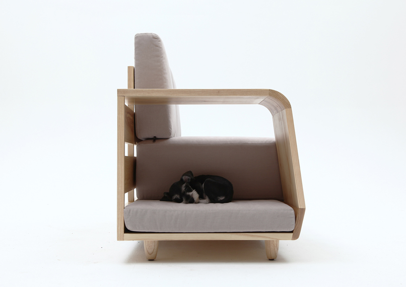 Dog House Sofa10