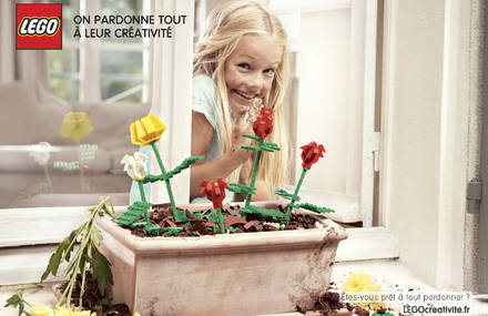 Le dentier de mamie vu par LEGO, Nouvelle campagne pub LEGO® FRANCE