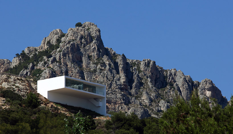 House on the Cliff23