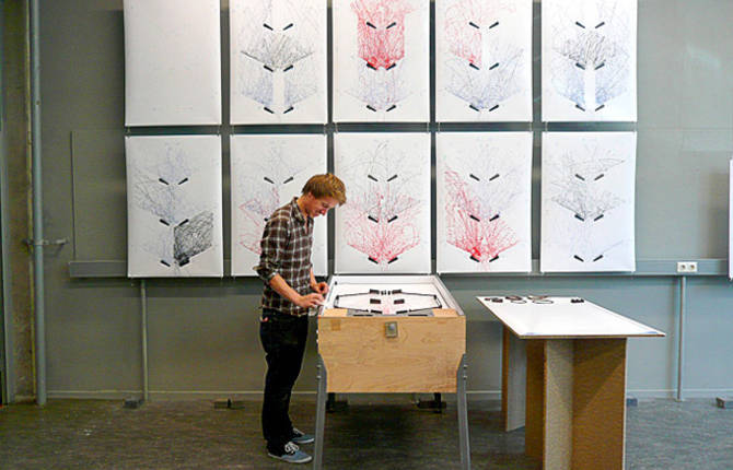 Pinball Drawing Machine