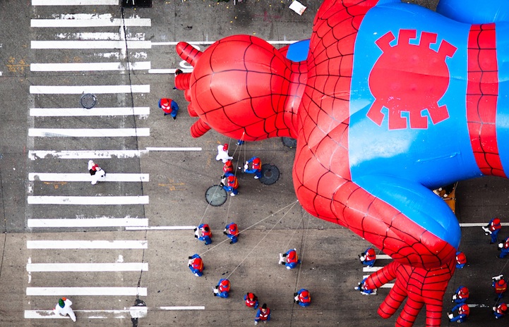 Navid Baraty -Thanksgiving Parade12