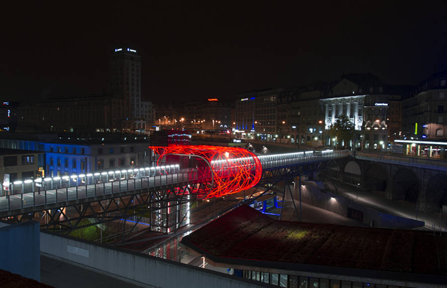 Flux Cocoon Bridge