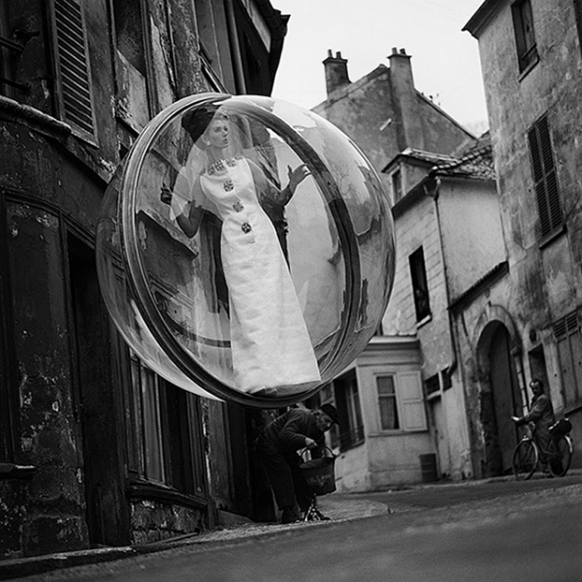 Women in Bubbles over Paris