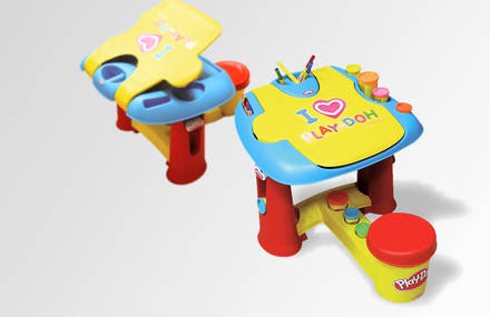 Mon premier Bureau – Play Doh !