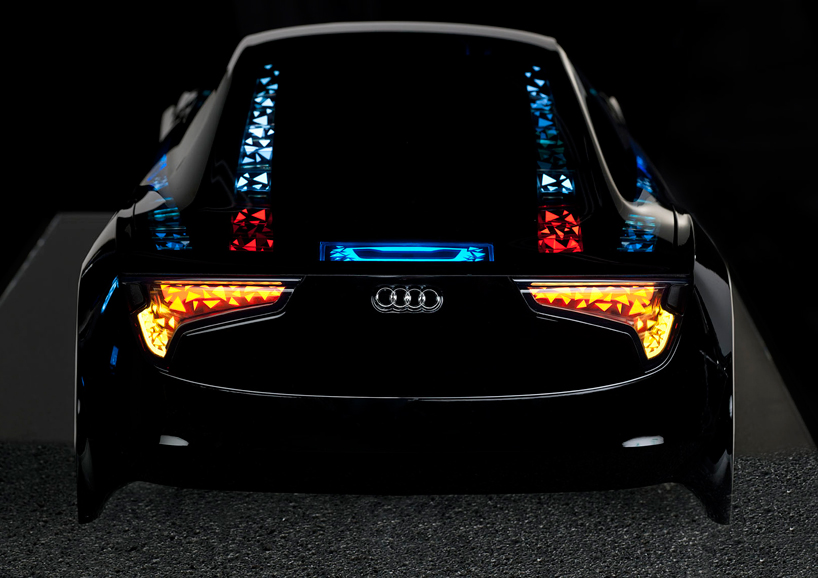 Audi OLED Lighting8