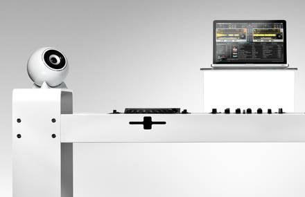 hoerboard Spin Age DJ table