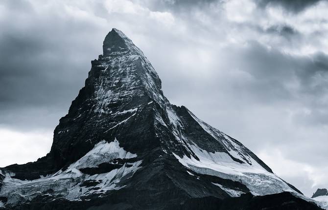 Mountains of Mist