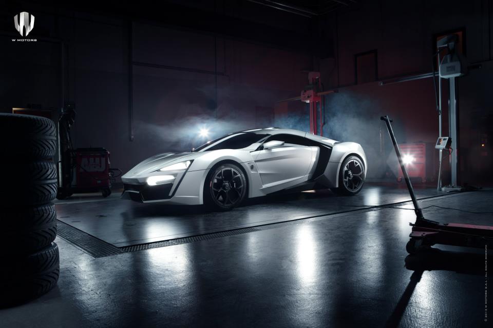 W Lykan Hypersport1